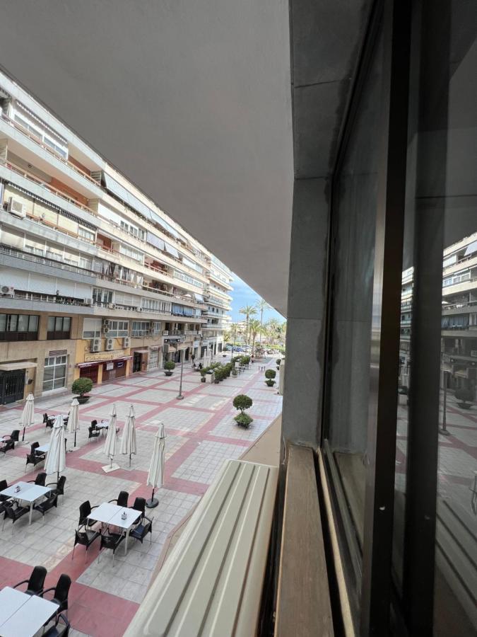 Pension La Parada Alicante Exterior photo